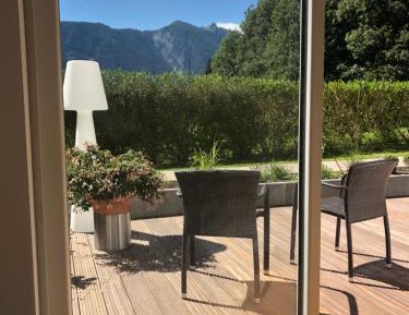 Apartment with Garden View