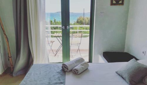 Studio Apartment with Sea View