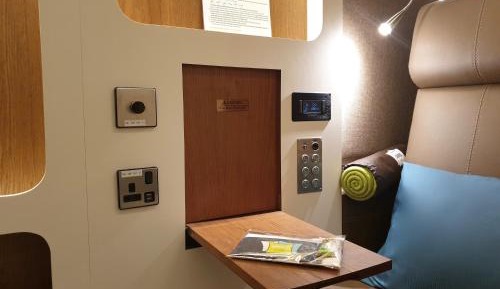 Single FlexiSuite Pod - 8 Hour Night Stay from 23:00-07:00 hrs (11pm-7am)