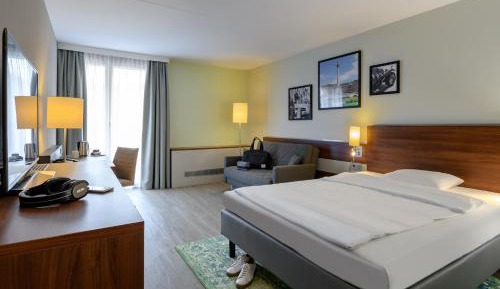 Privilege King Room with Sofa Bed