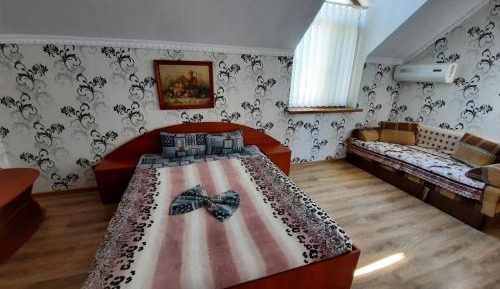 Economy Quadruple Room with Shared Bathroom
