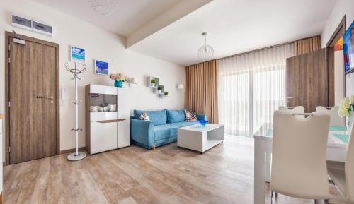 One-Bedroom Apartment - Lotnicza 1K