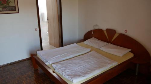 Comfort Triple Room with Shower