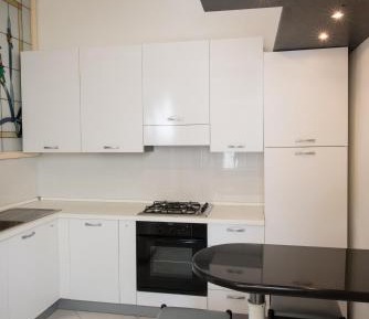 Large One-Bedroom Apartment