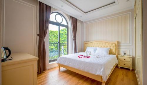 Standard King Room
