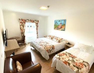 Luxury Triple Room