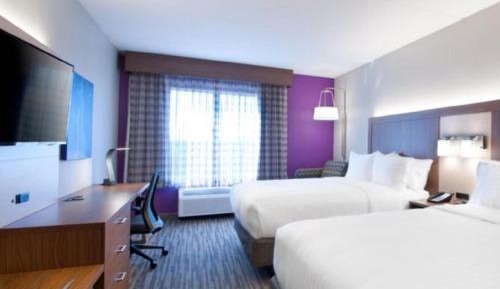Standard Room with Two Queen Beds