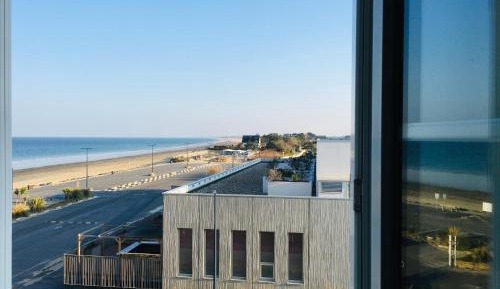 Studio Apartment with Sea View
