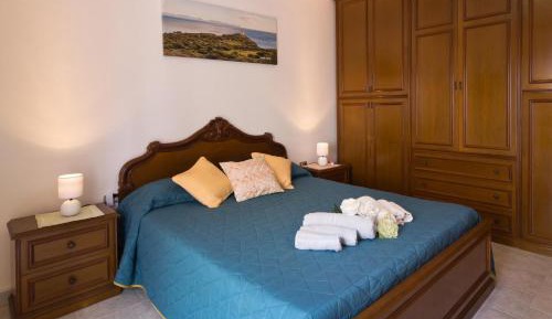 Superior One-Bedroom Apartment with Balcony
