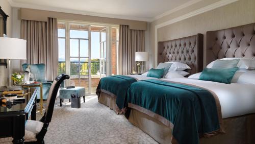 Classic Queen Room with Two Queen Beds