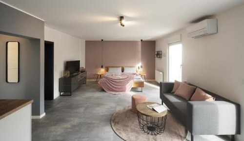 Apartment with Balcony
