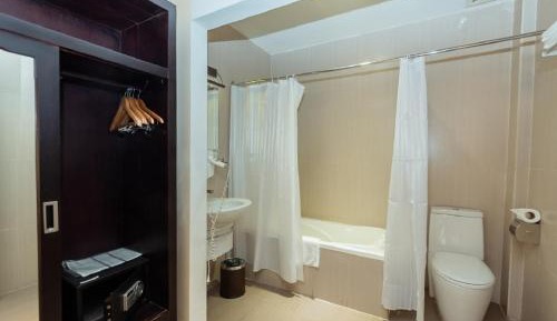 Deluxe Double – Balcony