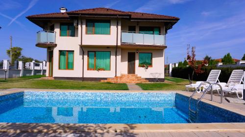 Villa with Private Pool