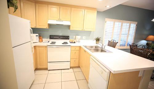 Two-Bedroom Suite Lodge - East Campus