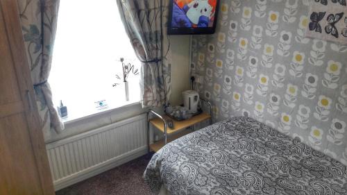 Single Room with Private Bathroom
