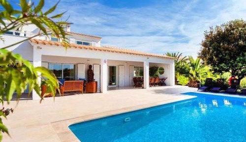 Deluxe Villa