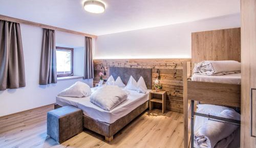 One-Bedroom Apartment (3 Adults)
