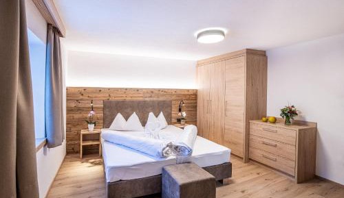 One-Bedroom Apartment (2 Adults)