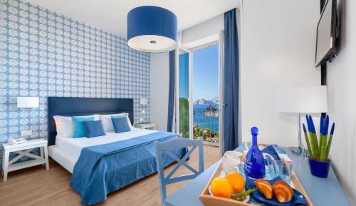 Deluxe Double or Twin Room with Balcony