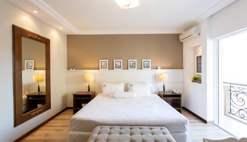 King Suite with Spa Bath