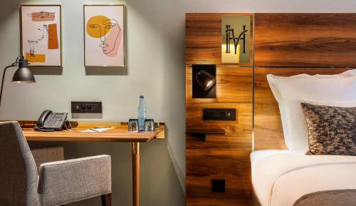 Comfort Queen Room
