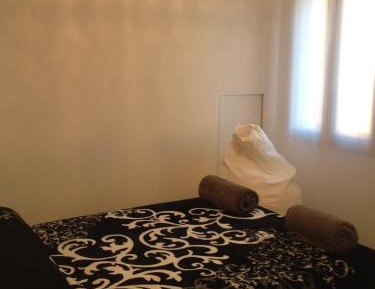 Three-Bedroom Apartment with Terrace - Annex