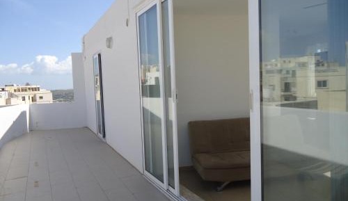 Studio with Terrace