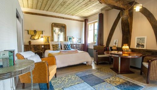 Junior Suite with Garden View
