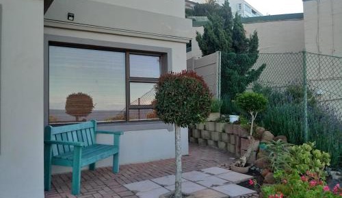 Studio Apartment with Sea View