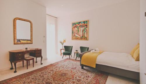One-Bedroom Suite