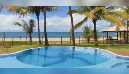  Two-Bedroom Holiday House with Pool and Sea View