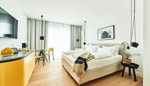 Deluxe Double Room with Terrace