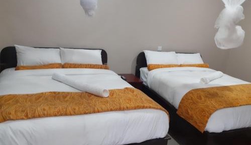 Double or Twin Room with Shower