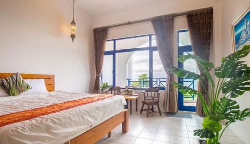 Queen Room with Sea View