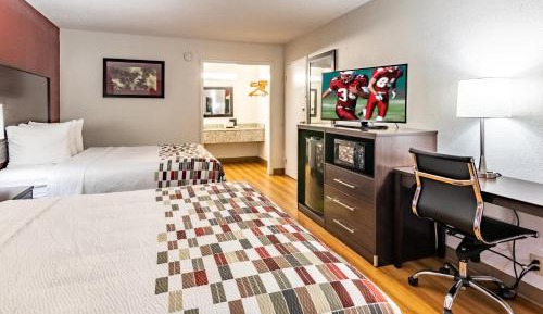 Deluxe Room with Two Queen Beds Non-Smoking