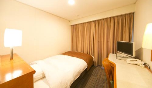 Semi Double Room - Non-Smoking