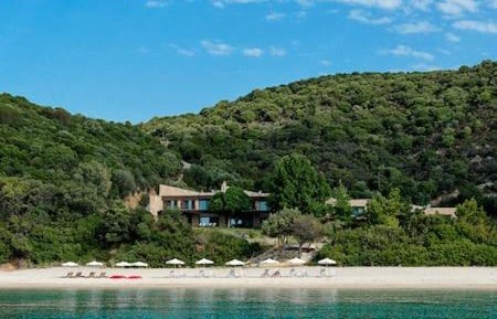 Villa - Beach Front