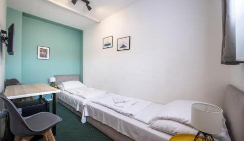 Compact Twin Room