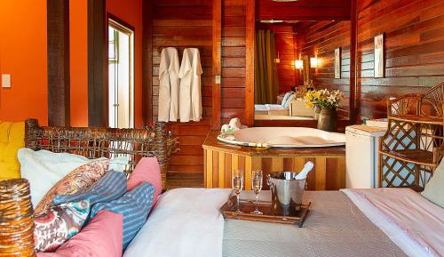 Deluxe Suite with Spa Bath