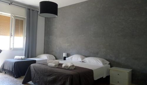 Quadruple Room with Private Bathroom