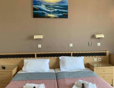 Studio with Garden View (3 Adults)