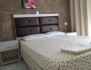Large Double or Twin Room