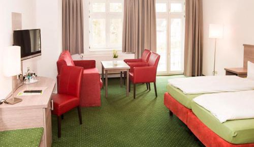 Deluxe Double or Twin Room with Balcony