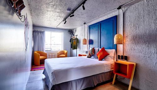 Standard Queen Room