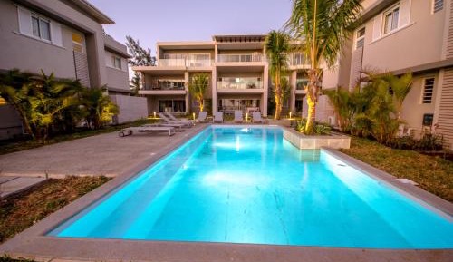 Beach Front Duplex 1 or 3 Bedrooms