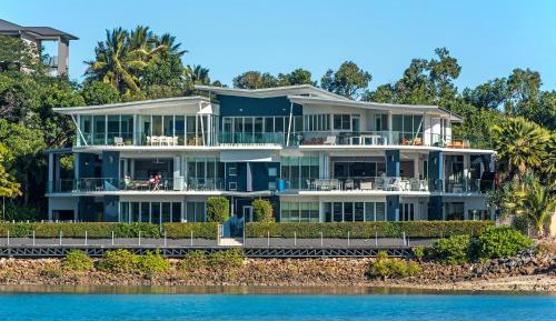 4 bedroom marina view - Apartment 24