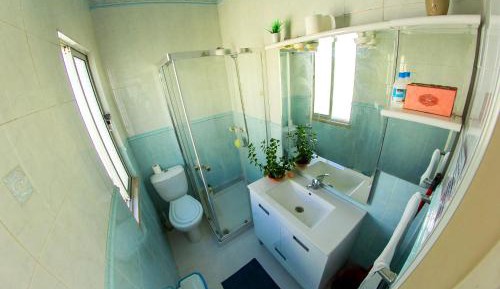 Quadruple Room with Private Bathroom