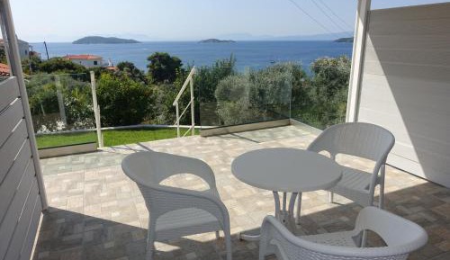 Double or Twin Room with Sea View