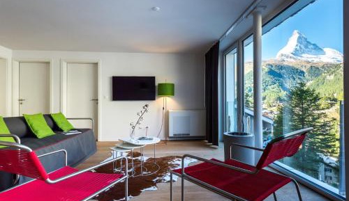 Apartment with Matterhorn view and balcony: 292 ft²/958 ft²
