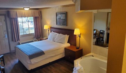 Queen Suite